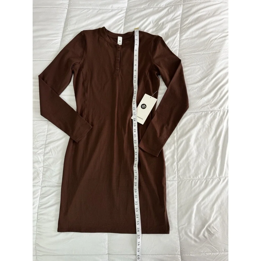 New Lululemon All Aligned Ribbed LS Henley Dress Size 8 LAVA CAKE BROWN NWT $128 - Picture 5 of 10